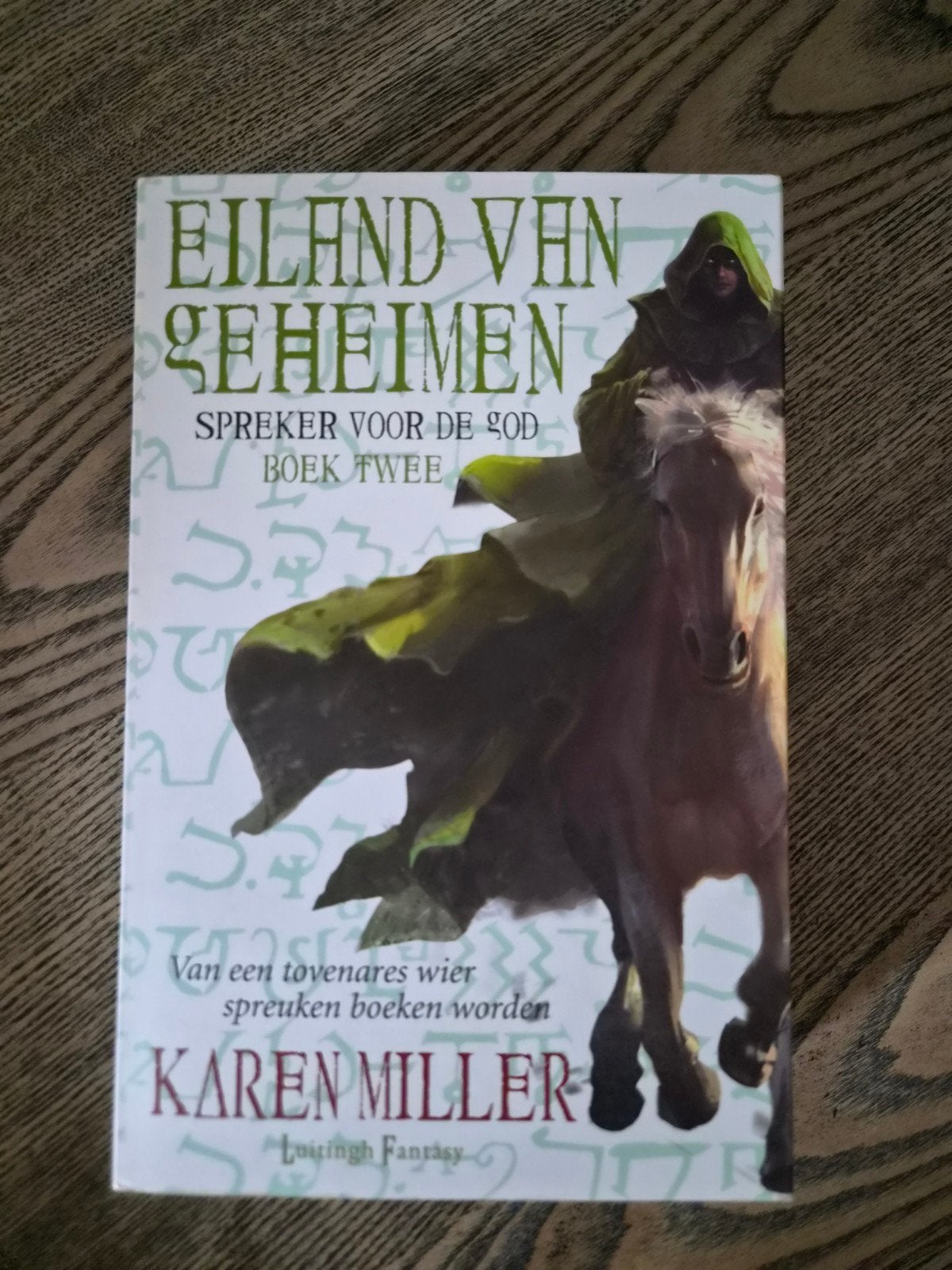 Eiland van Geheimen - Spreker voor de God Boek Twee, Boeken, Ophalen of Verzenden, Zo goed als nieuw, Karen Miller