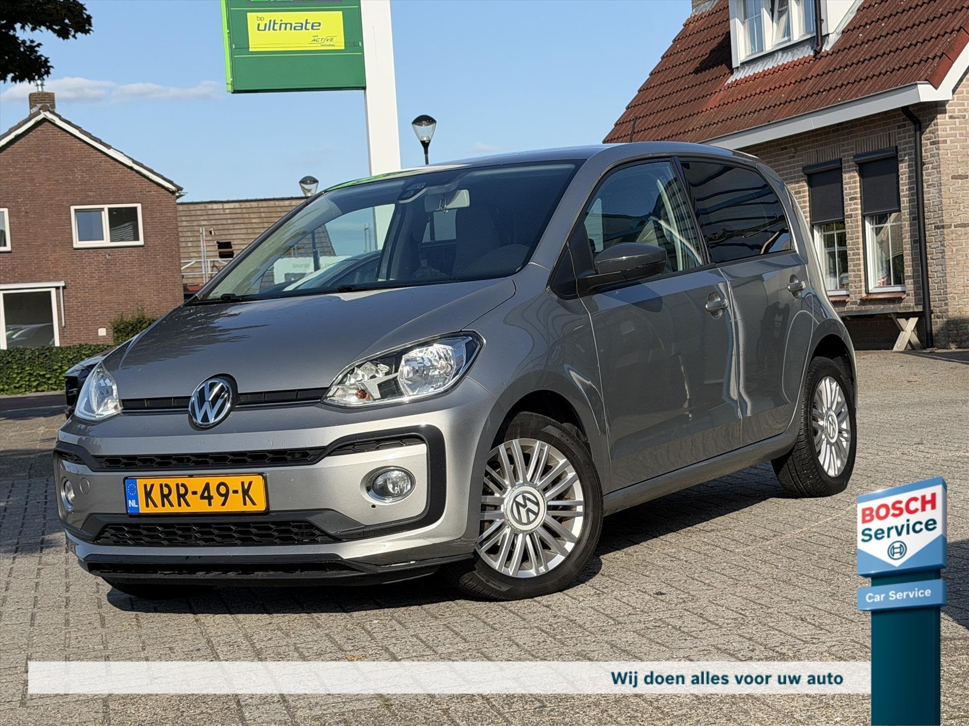 Volkswagen Up! 1.0 TSI 90PK BMT / Cruise / Stoelverwarming /, Auto's, Stof, Gebruikt, 4 stoelen, Bedrijf