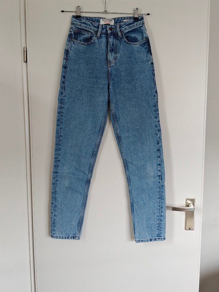 Jeans | Kuyichi | Nora loose tapered fit | Maat 25/32, Blauw, Ophalen of Verzenden, Zo goed als nieuw, Kuyichi