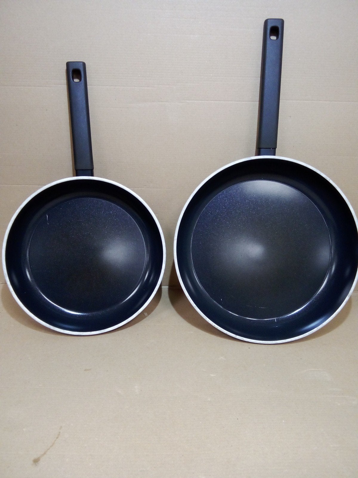 2 Demeyere koekenpannen te koop, Ophalen of Verzenden, Gebruikt, Overige materialen, Pannenset