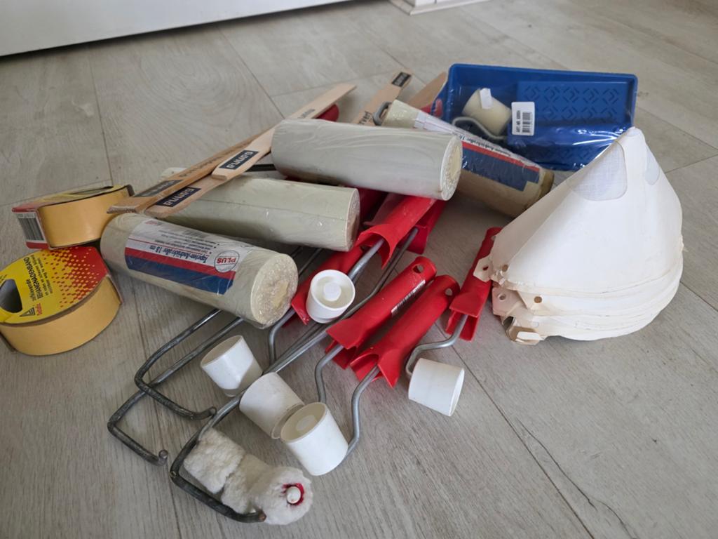Verschillende verf- behang benodigdheden, Ophalen of Verzenden, Minder dan 10 m²