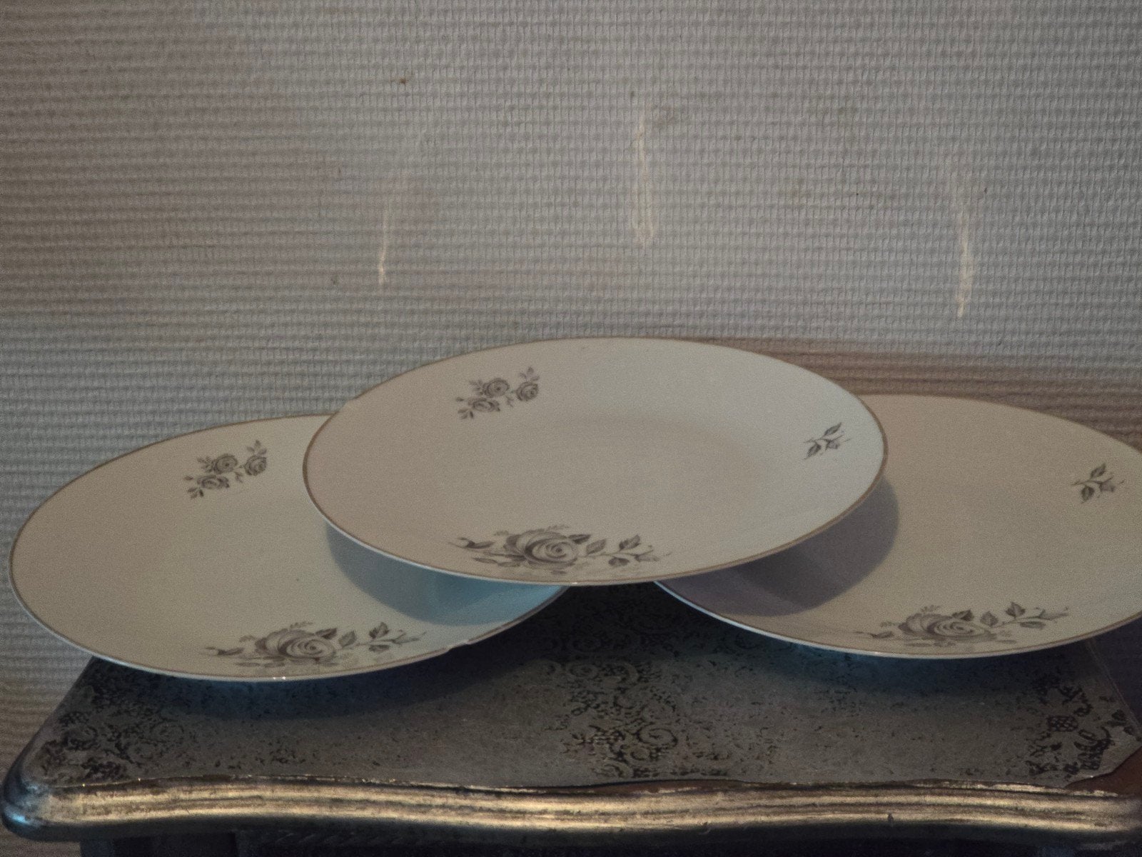 Paul Müller Porseleinen borden met roosdecoratie, Huis en Inrichting, Keuken | Servies, Gebruikt, Overige merken, Vintage, Ophalen of Verzenden