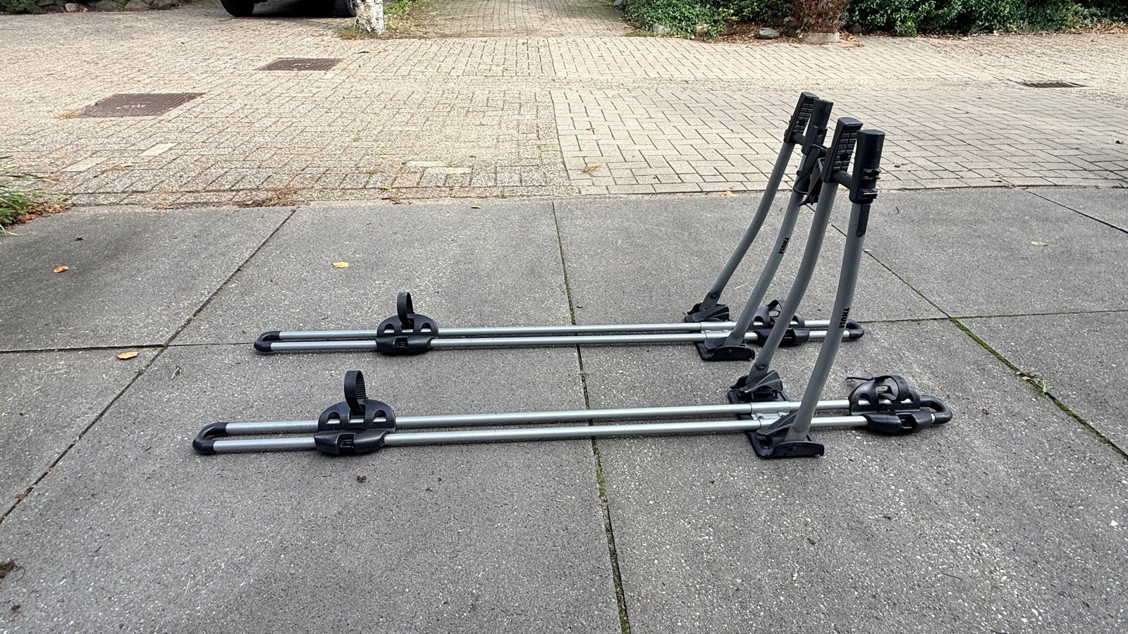 Thule Dakdrager Fietsendrager (2 stuks), Ophalen, 2 fietsen, Gebruikt, Dakdrager