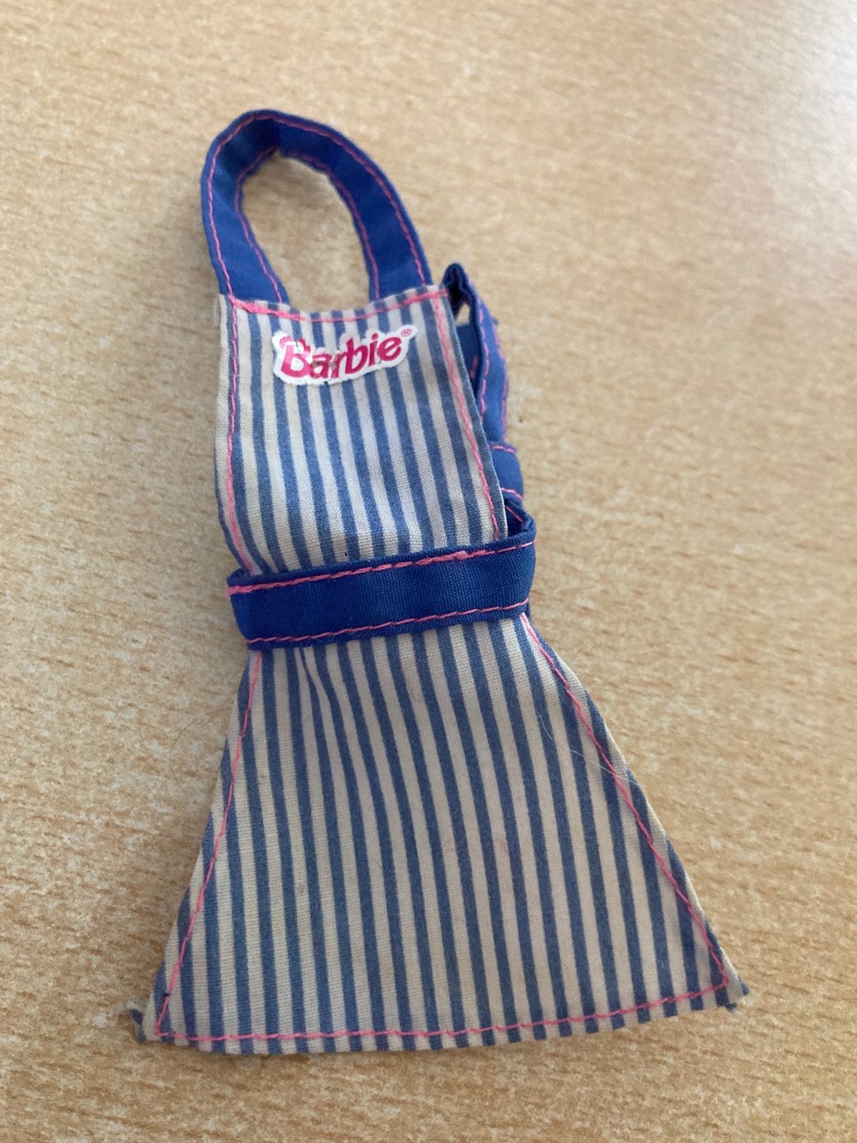 vintage barbie schort, Ophalen of Verzenden, Zo goed als nieuw, Kleertjes