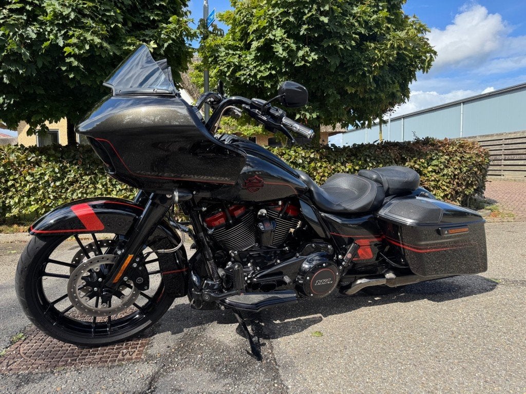 Harley-davidson road glide CVO roadglide 5HD BTW motor, Bedrijf, Overig, Customerservice@harley-davidson.com, 3700 W. Juneau Avenue, Milwaukee, WI 53208, USA
