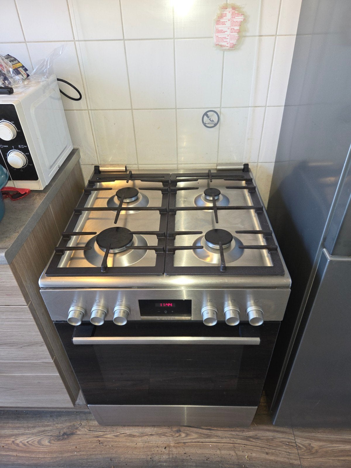 Bosch gasfornuis met oven, Ophalen, Gebruikt, 4 kookzones, Gas