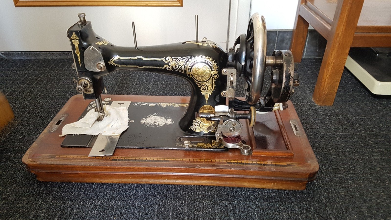 Gritzner Durlach naaimachine, Antiek en Kunst, Antiek | Naaimachines, Ophalen