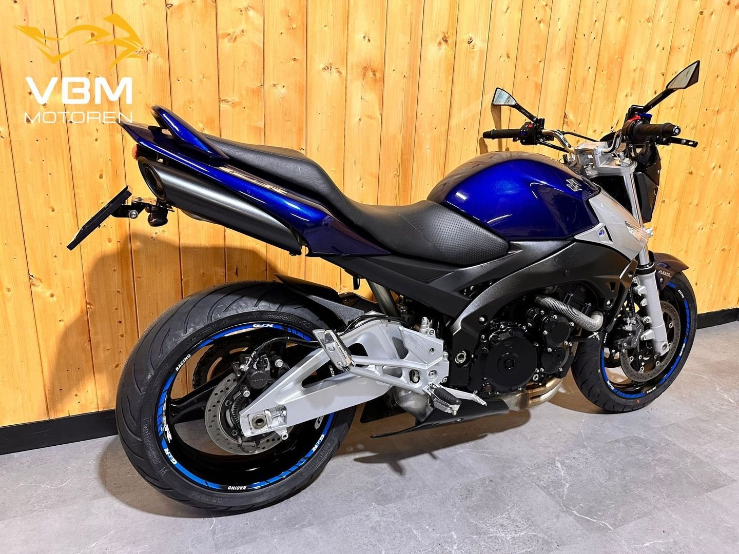 SUZUKI GSR 600 GSR-600 GSR600 Nieuwe set banden!, Motoren, Motoren | Suzuki, SUZUKI, 4 cilinders, Motorrijbewijs A, Bedrijf