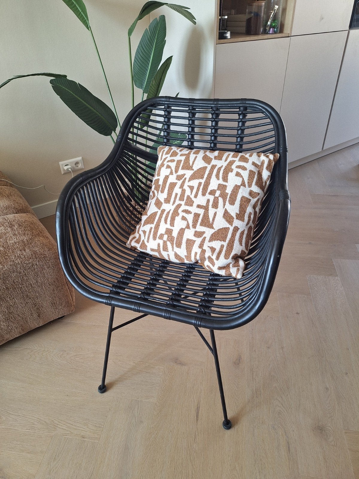 Mooie stoel / fauteuil Leen Bakker zwart, Ophalen, Zwart, Eén