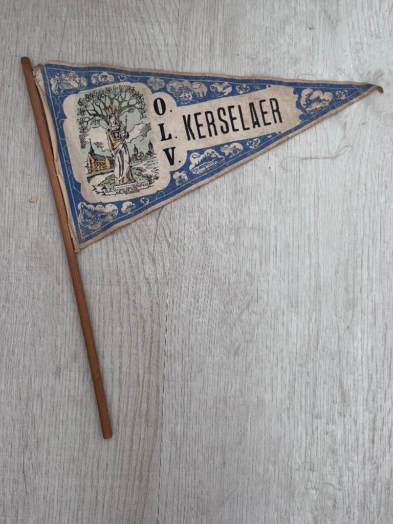 Bedevaart vaantje, Ophalen of Verzenden, Gebruikt, Sieraad