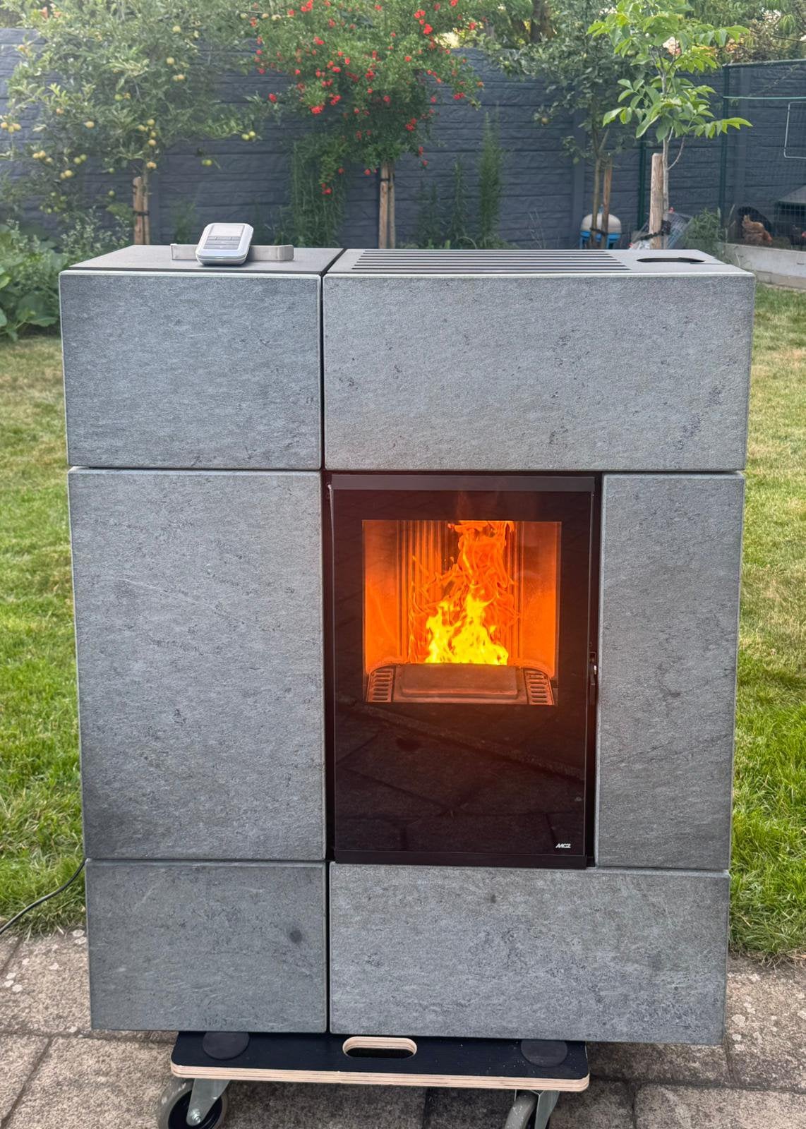 Pelletkachel MCZ Stream Comfort Air speksteen 12.4 kw, Ophalen, Zo goed als nieuw, Hout, Houtkachel