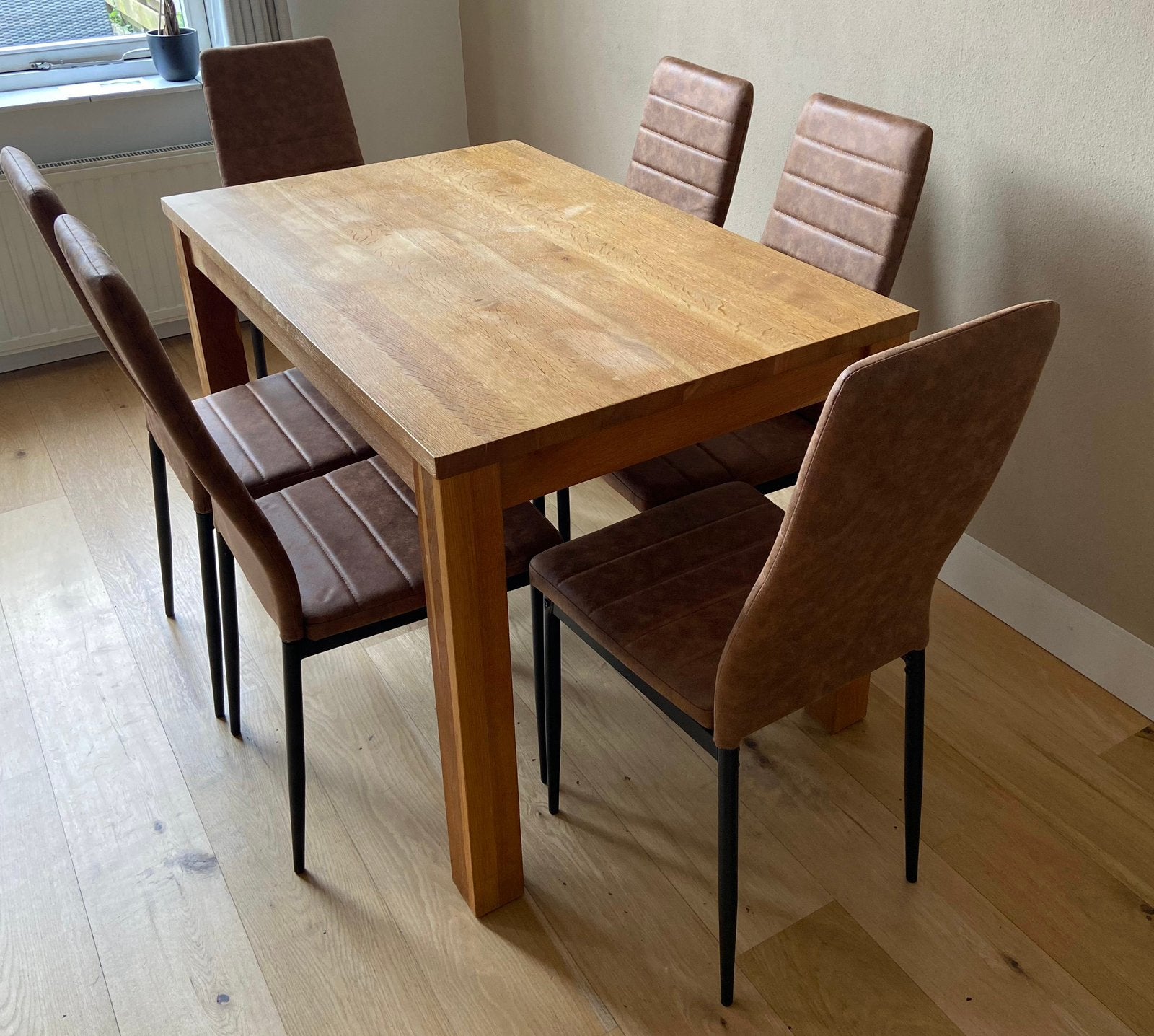 5 stuks - Leen Bakker Rowin eetkamerstoelen - Bruin, Ophalen, Bruin, Overige materialen, Zo goed als nieuw