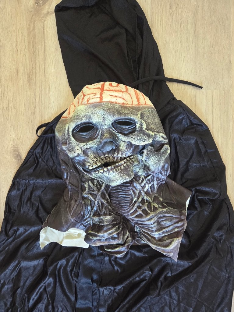 Masker en Cape Halloween, Ophalen, Overige maten, Zo goed als nieuw, Halloween