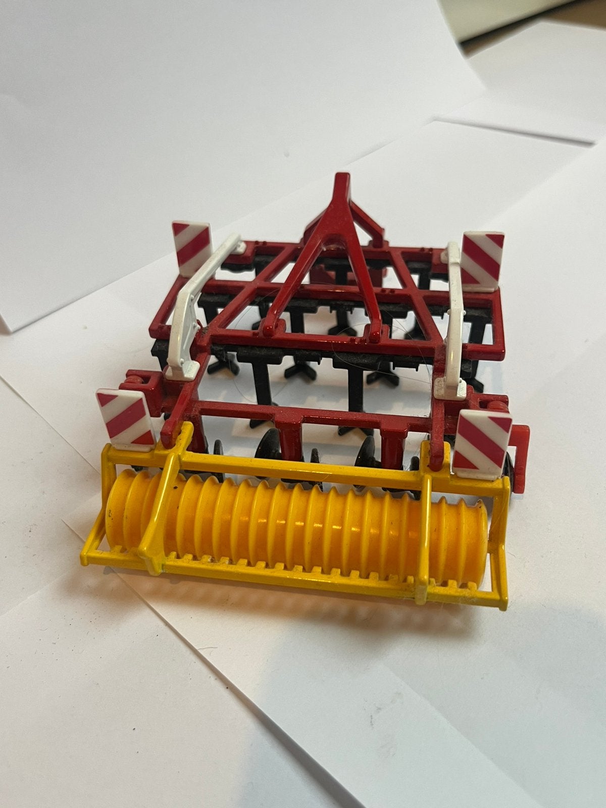Siku Cultivator 1:32, Ophalen of Verzenden, Zo goed als nieuw, Tractor of Landbouw, SIKU