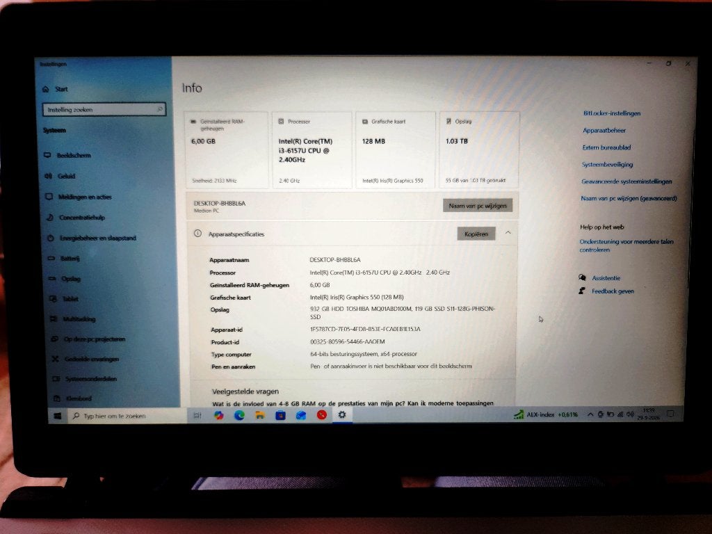 Medion 17 inch laptop met Windows 10 Home, Gebruikt, Met videokaart, 2 tot 3 Ghz, 8 GB