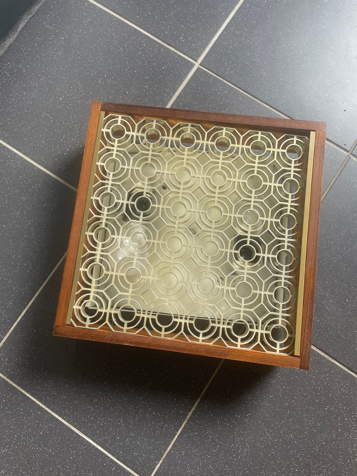 Vintage houten plafondlamp met geometrisch patroon, Ophalen