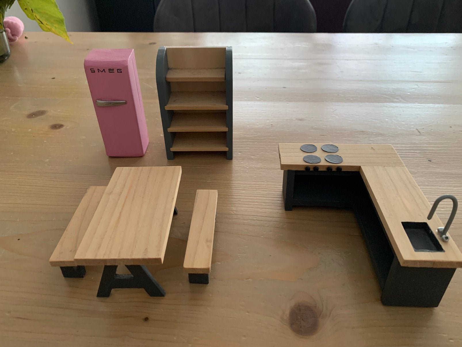 Keuken poppenhuis met smeg koelkast, Ophalen of Verzenden, Zo goed als nieuw, Poppenhuis