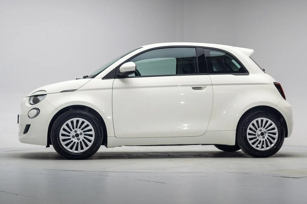 Fiat 500E Action Plus 24kWh 3-fase [ Apple/Android Stoelverw, Auto's, 0 cilinders, Gebruikt, Wit, 70 pk