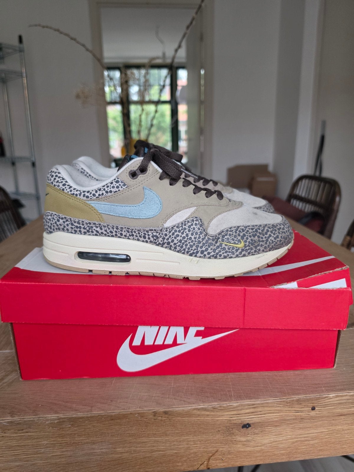 Nike Air Max 1 Cobblestone US W 10,5 EU42,5, Nike, Ophalen of Verzenden, Sneakers of Gympen, Grijs