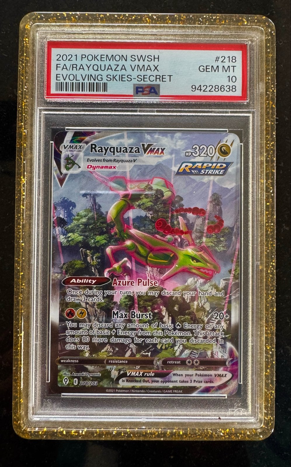 Rayquaza VMAX PSA 10 - Evolving Skies Secret Rare, Ophalen of Verzenden, Zo goed als nieuw, Losse kaart