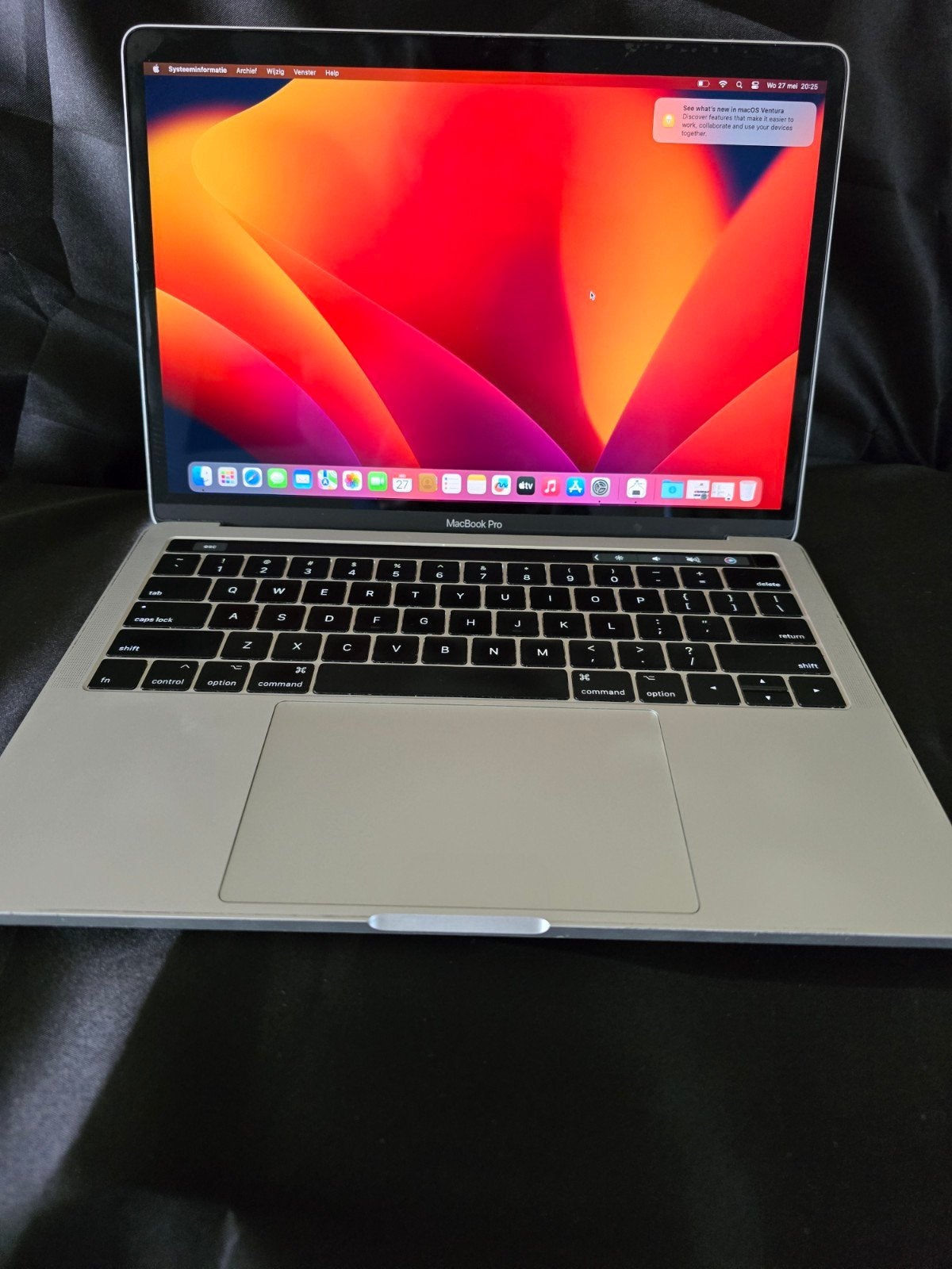 Macbook pro 2017 13inch 8GB 256GB, Computers en Software, Apple Macbooks, Gebruikt, 256 GB, 2 tot 3 Ghz, Qwerty