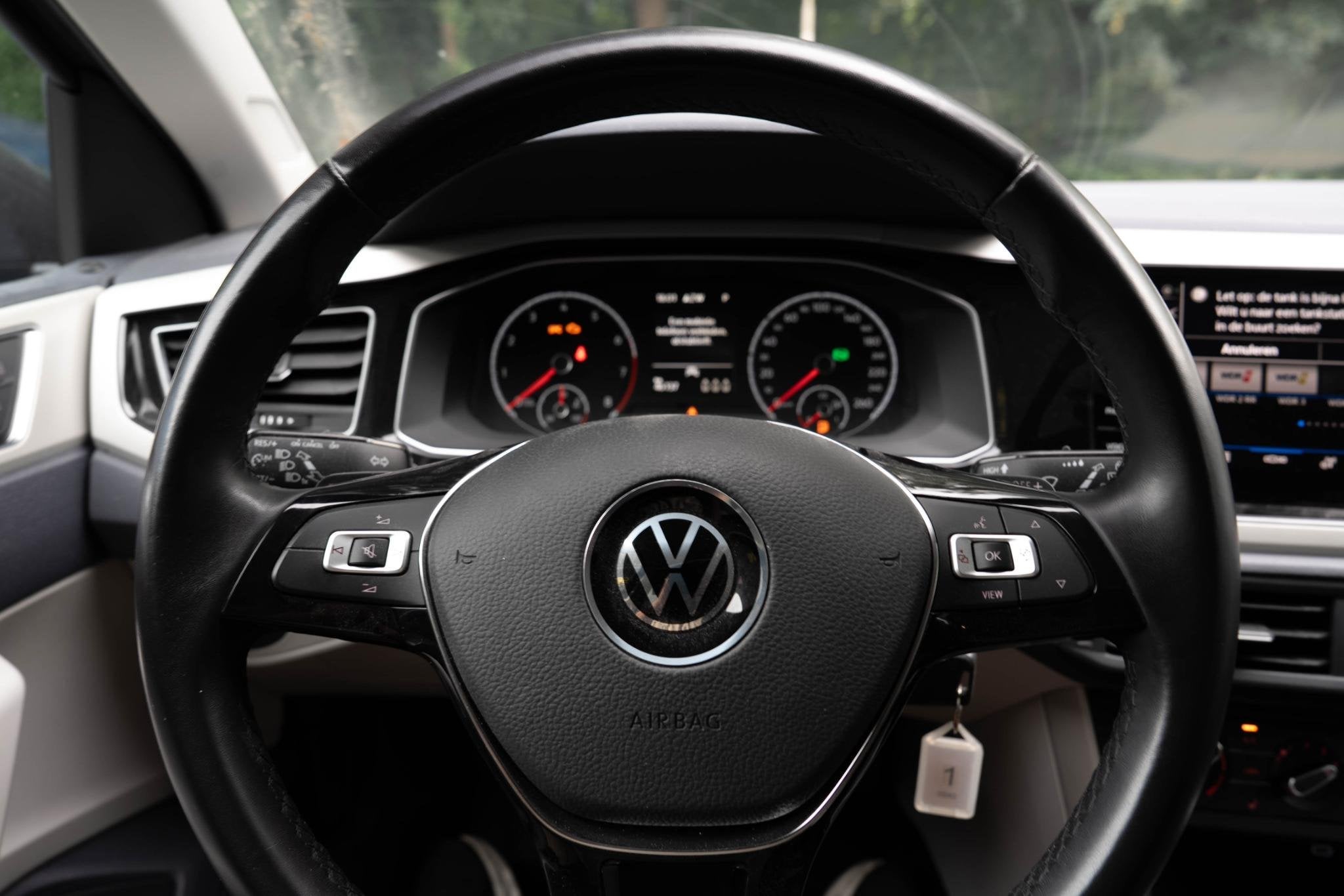 Foto 9 van Volkswagen Polo 1.0 TSI Highline | Stoelverwarming | Navigat