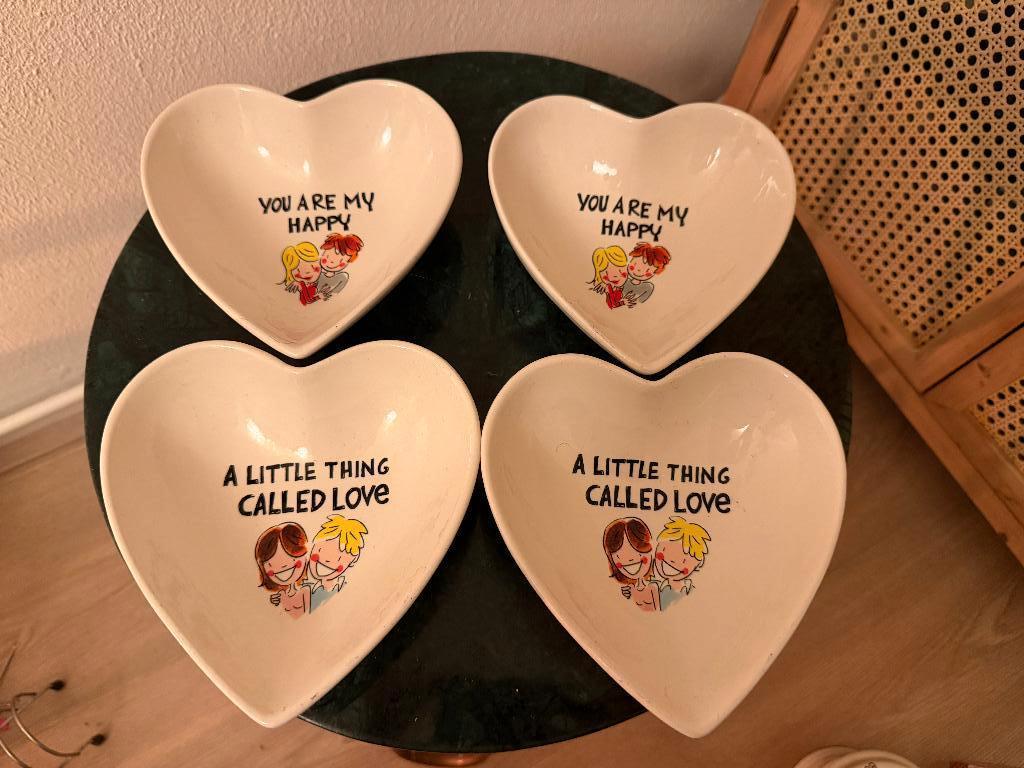Blond Amsterdam hart schalen set compleet, Huis en Inrichting, Keuken | Servies, Nieuw, Schaal of Schalen, Blond Amsterdam, Aardewerk