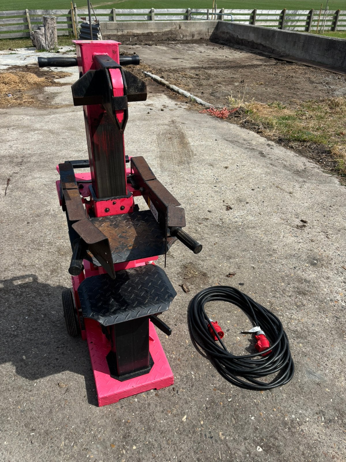 Hout klover, Tuin en Terras, Kloofmachines, Ophalen, Gebruikt, Elektrisch, Staand
