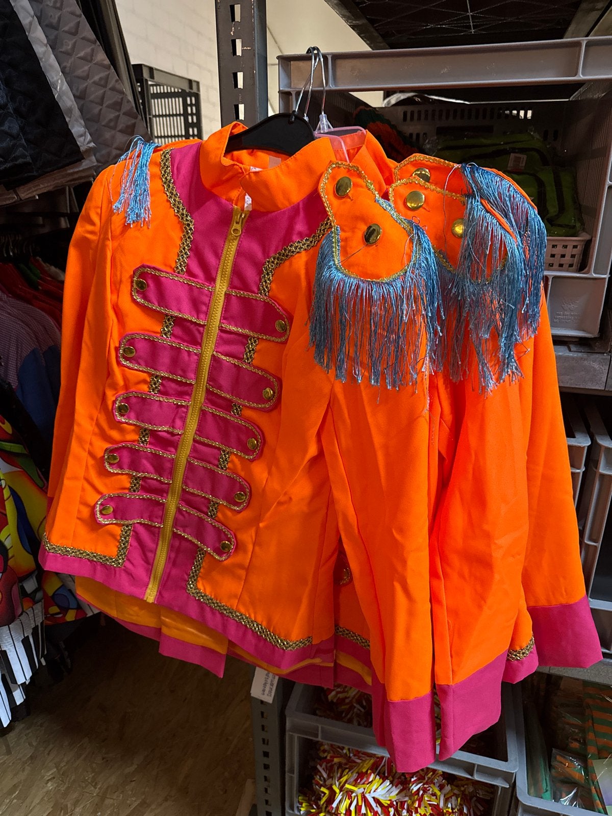 Carnavalsjasje dames neon oranje/roze - Maten 36/38 & 40/4, Carnaval, Nieuw, Ophalen of Verzenden, Kleding