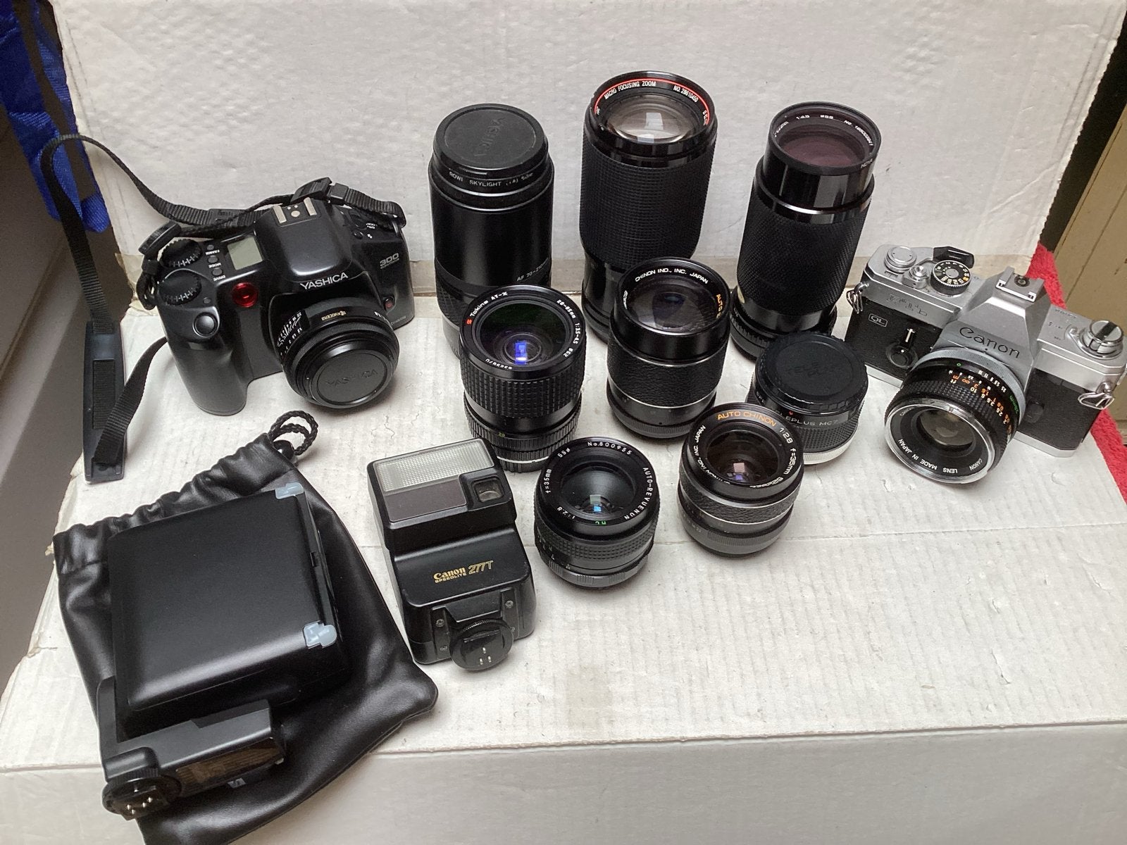 Vintage analoge camera's en lenzen, Ophalen, Gebruikt, Spiegelreflex, Canon