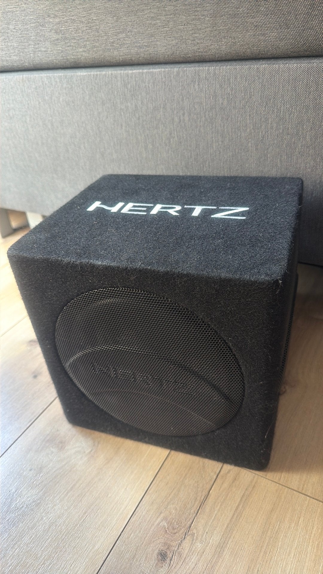 Subwoofer Hertz, Ophalen of Verzenden, Gebruikt, Subwoofer, Overige merken