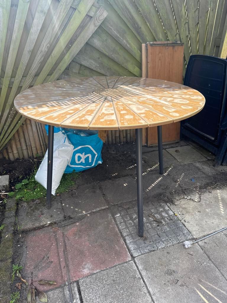 Jysk Jutlandia tuintafel - Zo goed als nieuw, Tuin en Terras, Tuintafels, Ophalen, Zo goed als nieuw, Rond, Aluminium