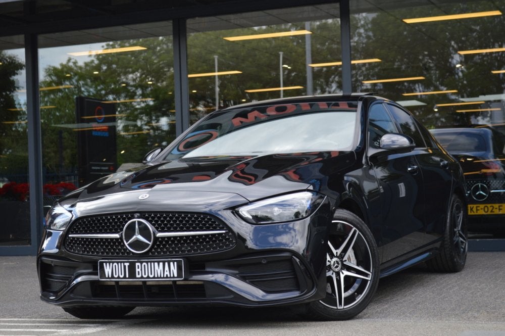 Mercedes-Benz C-Klasse 300 e AMG Led Leder Panorama Memory C, Auto's, Automaat, Achterwielaandrijving, Euro 6, 4 cilinders