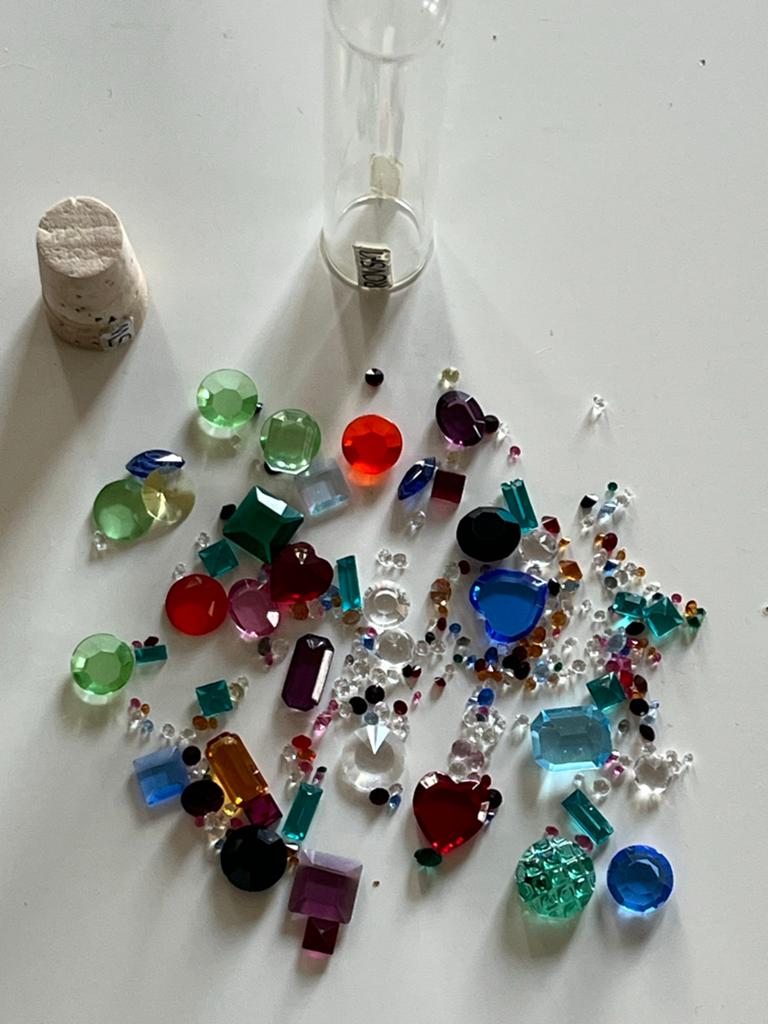 Swarovski kristallen los in originele glazen buisje, Ophalen, Zo goed als nieuw, Overige typen