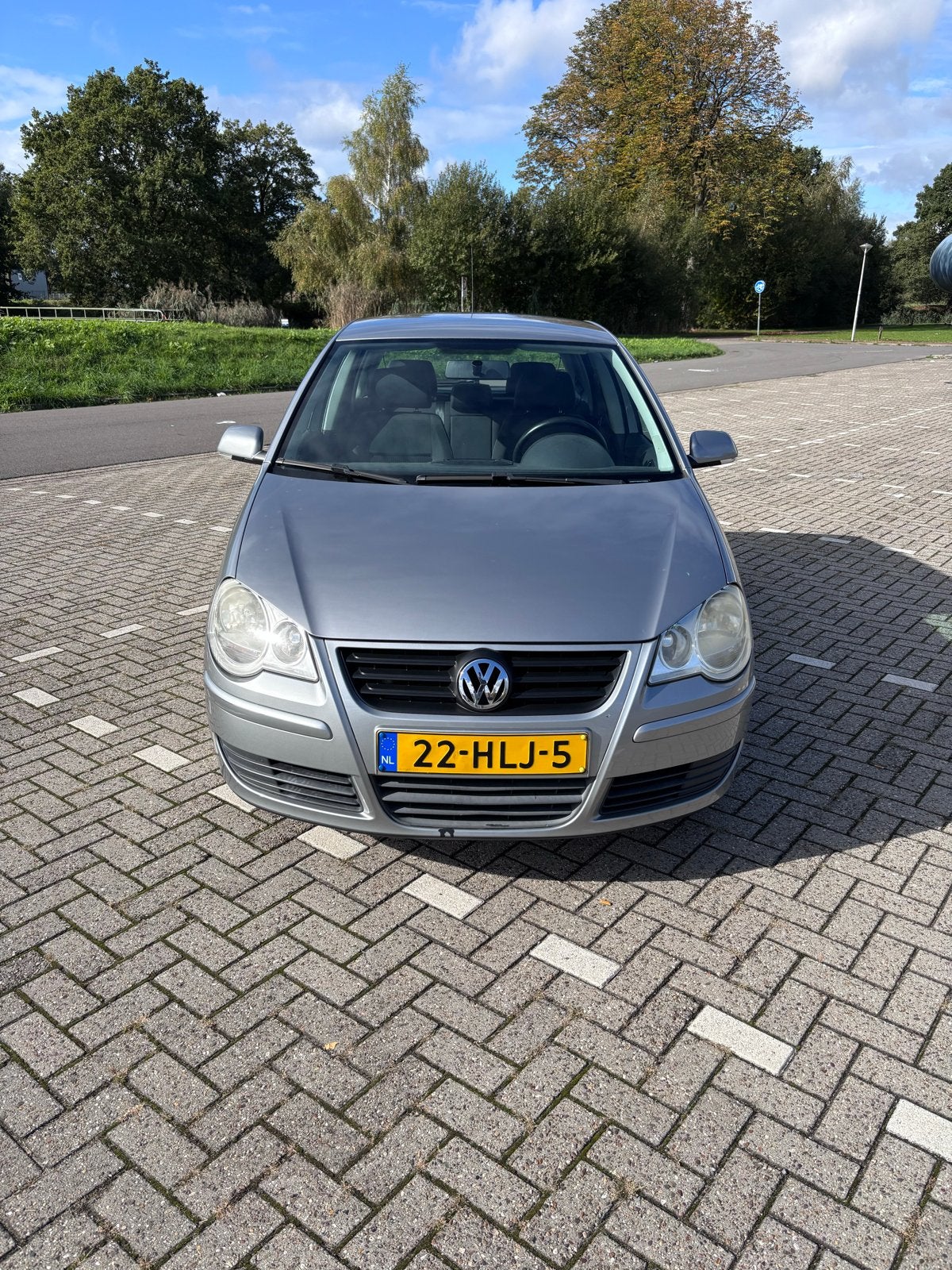 Volkswagen Polo 1.4 16V 59KW 2009 Grijs, Voorwielaandrijving, Stof, 40 €/maand, 4 cilinders