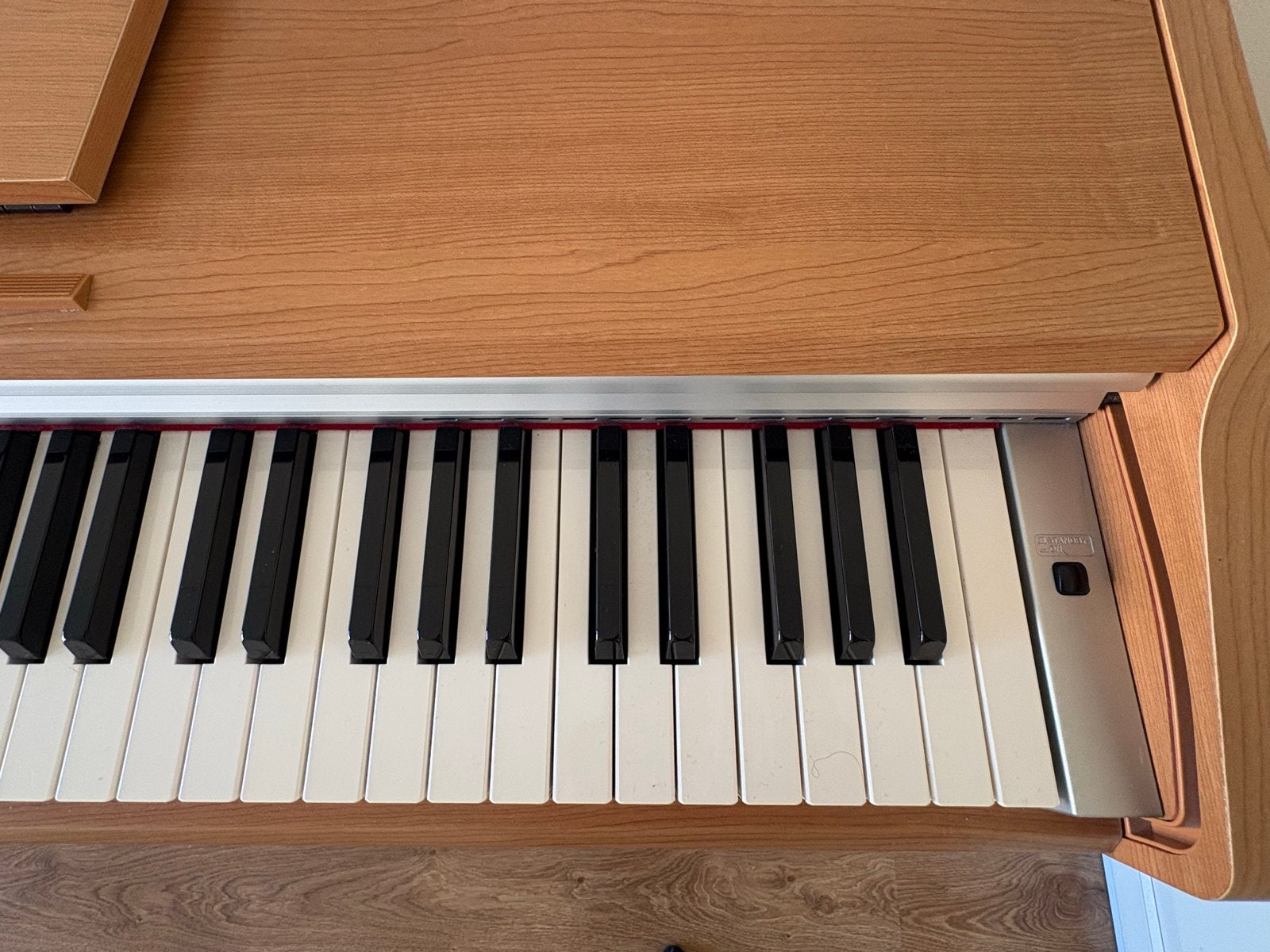 Yamaha YDP131 digitale piano met in hoogte verstelbare stoel
