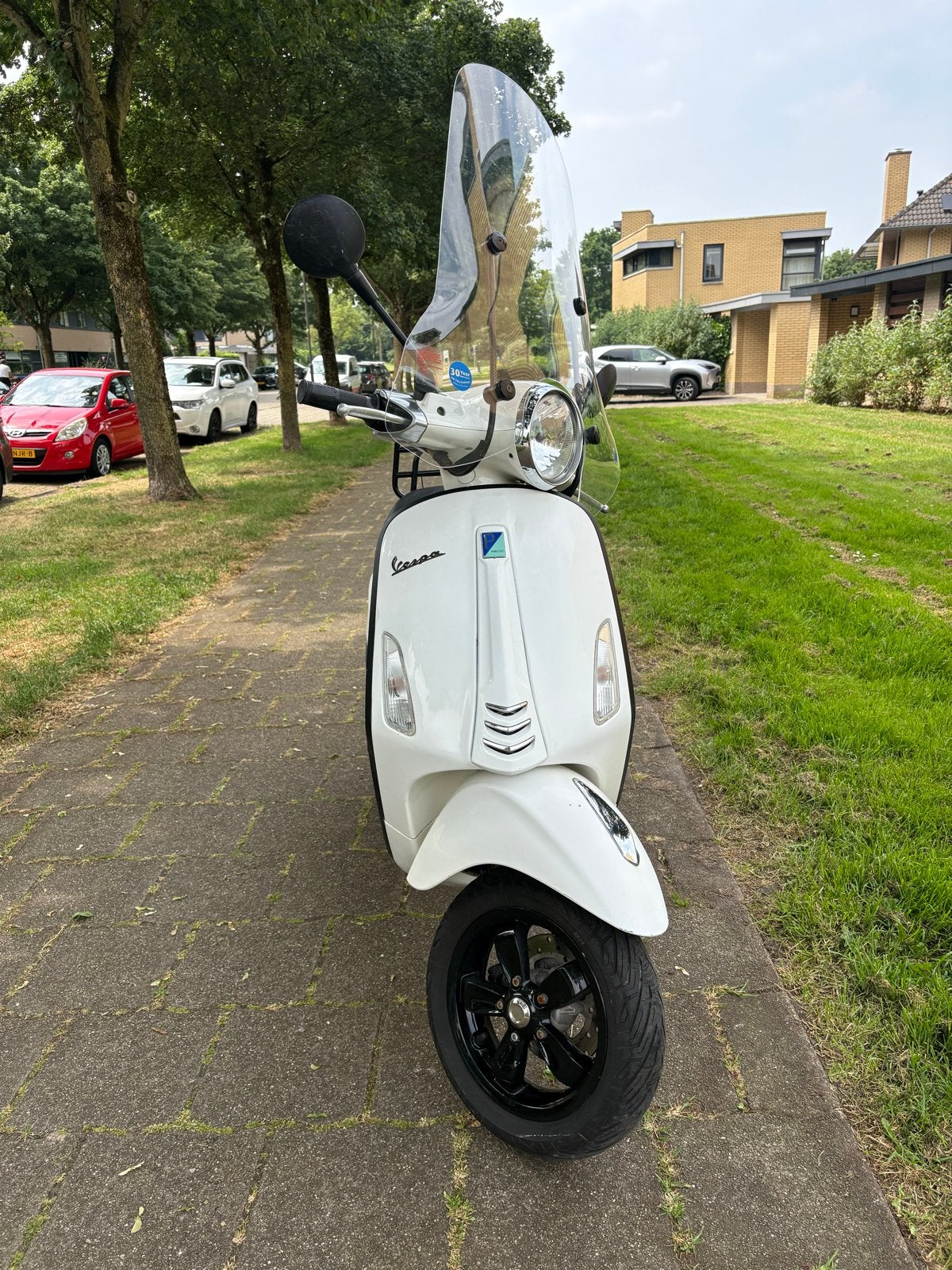 Vespa Primavera 2014 - Goede staat, altijd binnen gestaan, Ophalen, Gebruikt, Benzine, Overige modellen