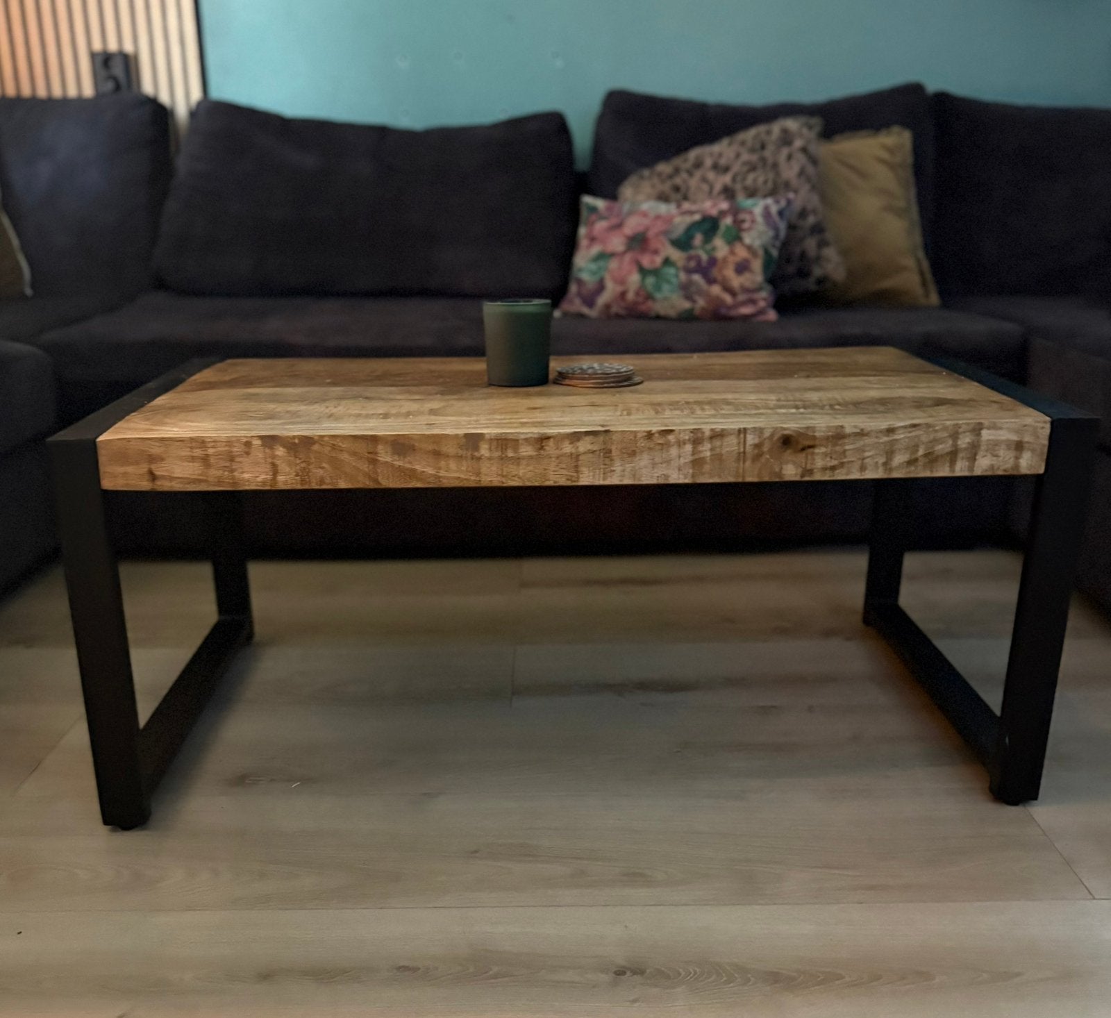 Salontafel en TV-meubel van mangohout en metaal, Huis en Inrichting, Tafels | Salontafels, Ophalen, 100 tot 150 cm, Zo goed als nieuw