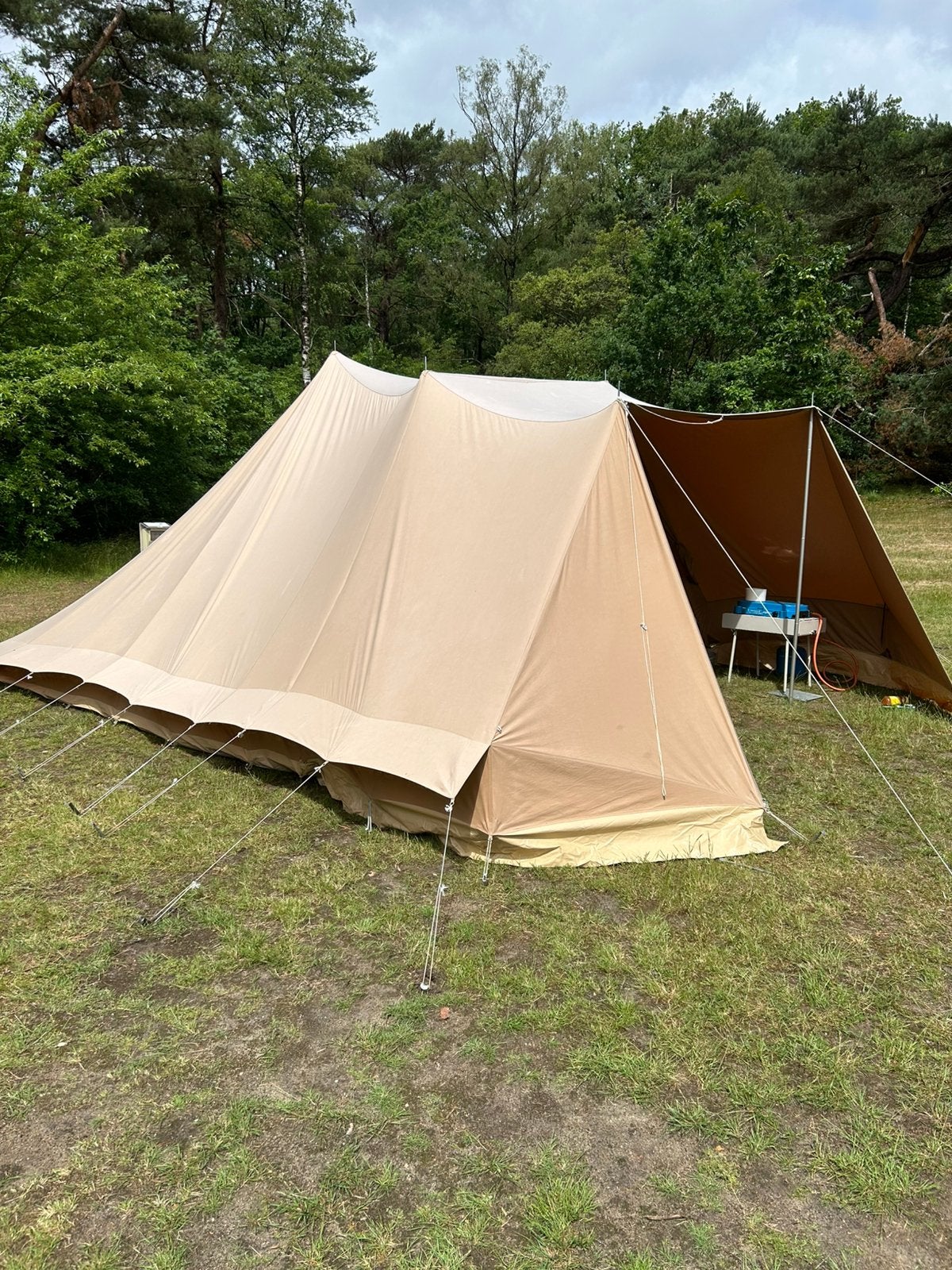 6 persoons Esvo Piramide tent, Caravans en Kamperen, Tenten, Ophalen, Zo goed als nieuw, Tot en met 4