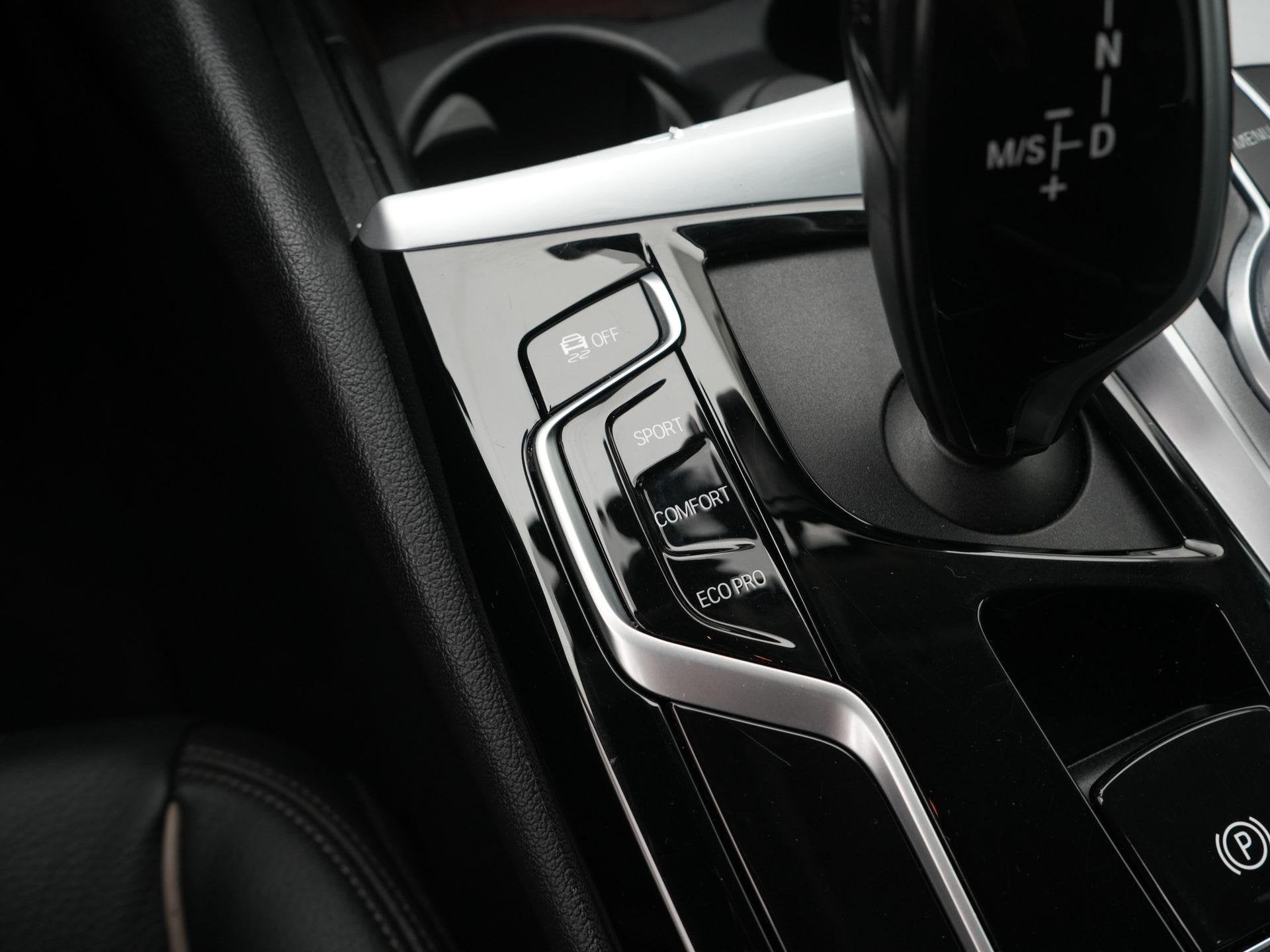 Foto 28 van BMW 5-serie Touring 520i High Executive