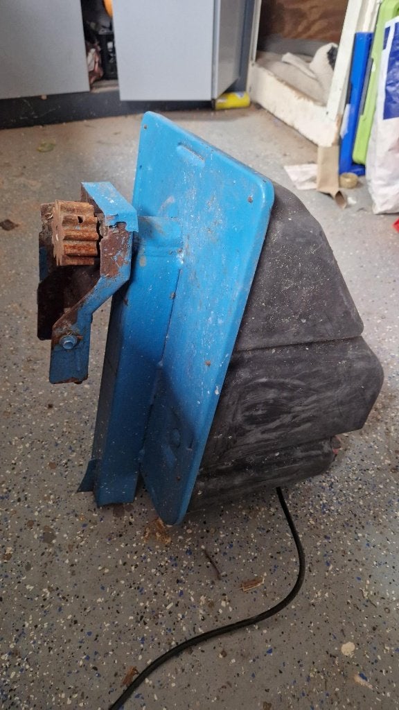 motor Akita betonmolen, Ophalen, Gebruikt