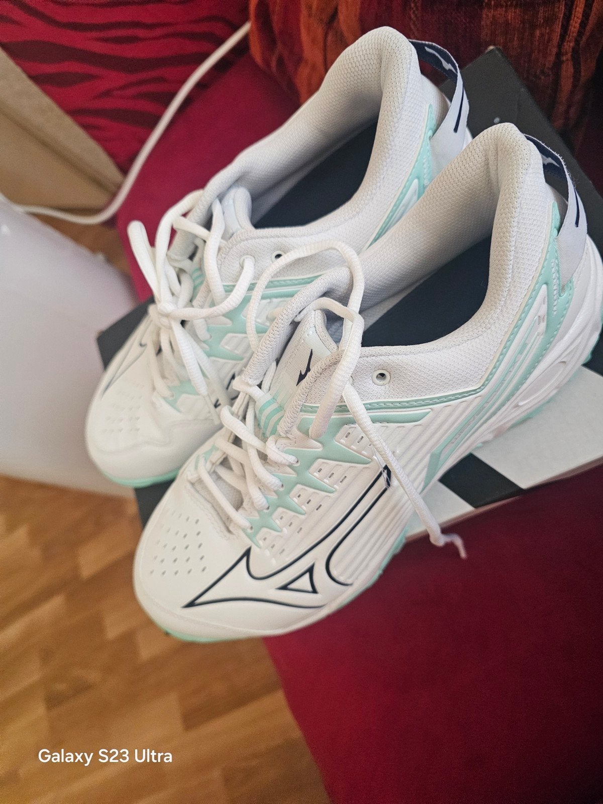 Nieuwe sportschoenen maat 42, Kleding | Dames, Schoenen, Ophalen of Verzenden, Nieuw, Wit, Sportschoenen