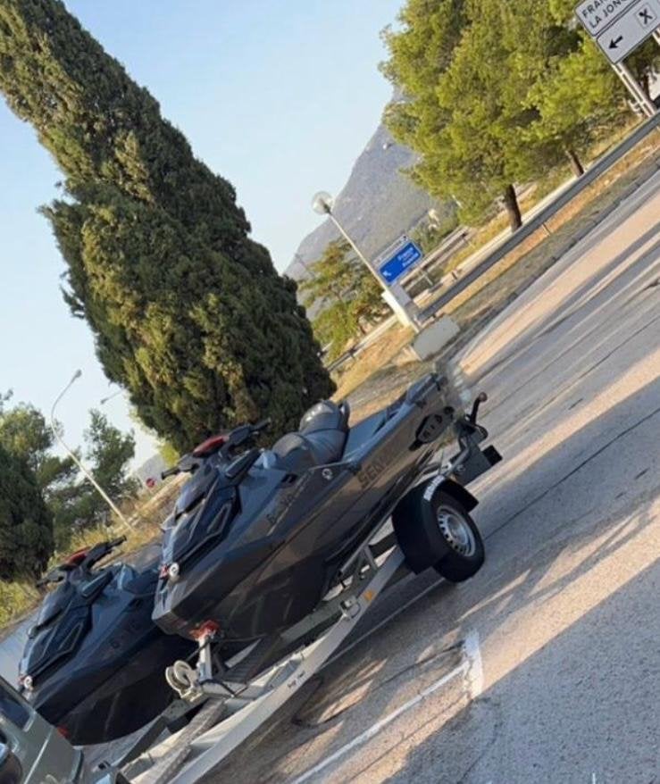 Seadoo Jetski Trailer - Dubbele Trailer, Ophalen, Gebruikt, Benzine