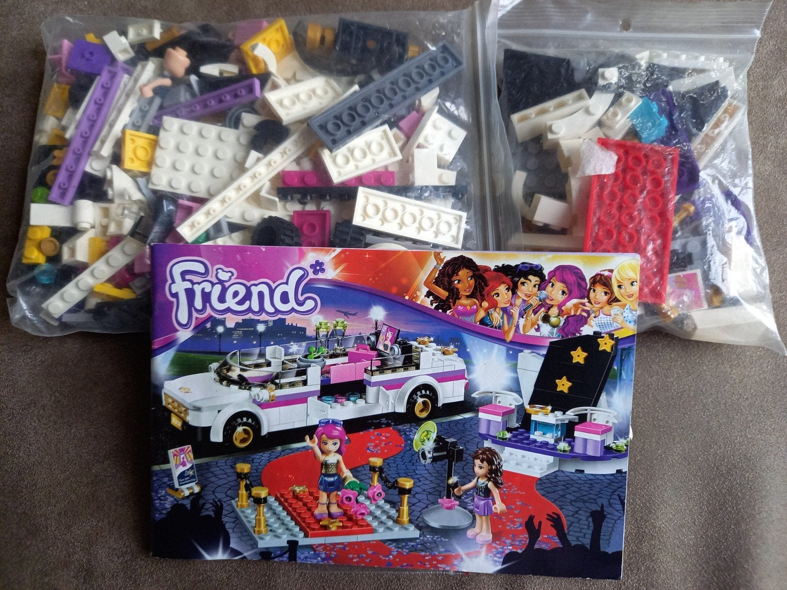 Friend popster limousine
/ leuke bouwsteentjes, Ophalen of Verzenden, Gebruikt