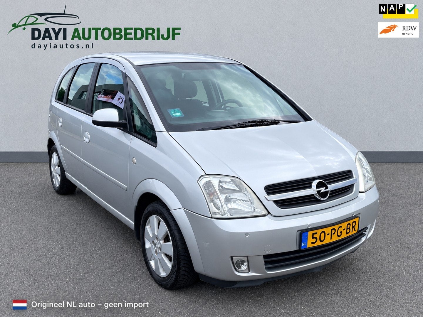 Opel Meriva 1.8-16V Cosmo Aut, Trekhaak, Airco, Pdc, Lmv, El, 4 cilinders, 1796 cc, Mistlampen, Origineel Nederlands