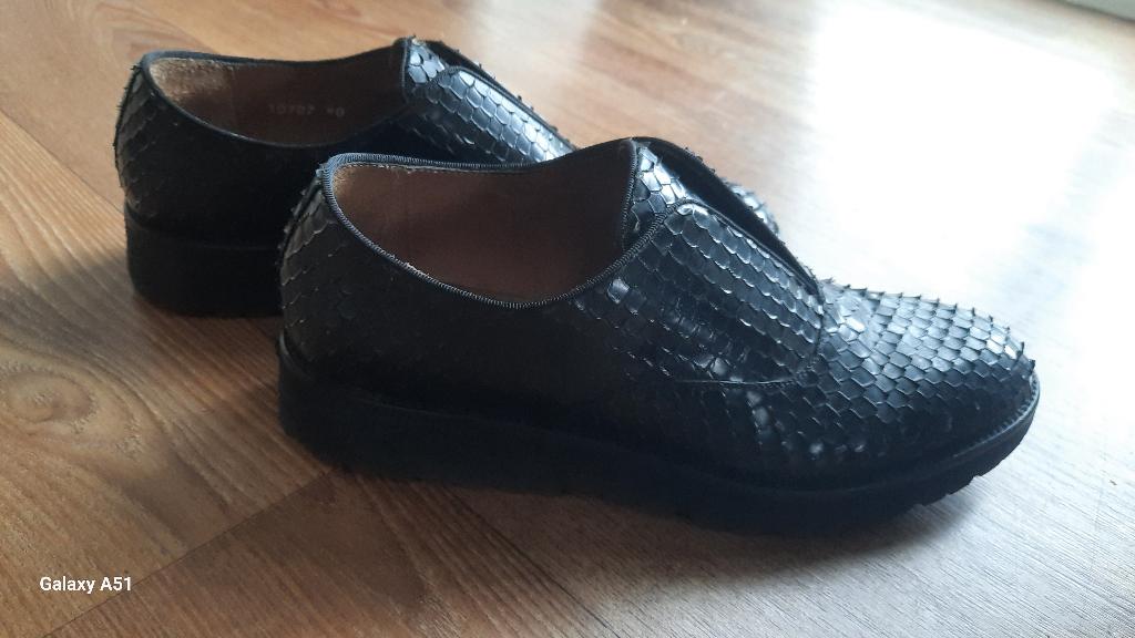 Schoenen zwart maat 40 pertini, Zwart, Overige typen, Ophalen of Verzenden, Zo goed als nieuw
