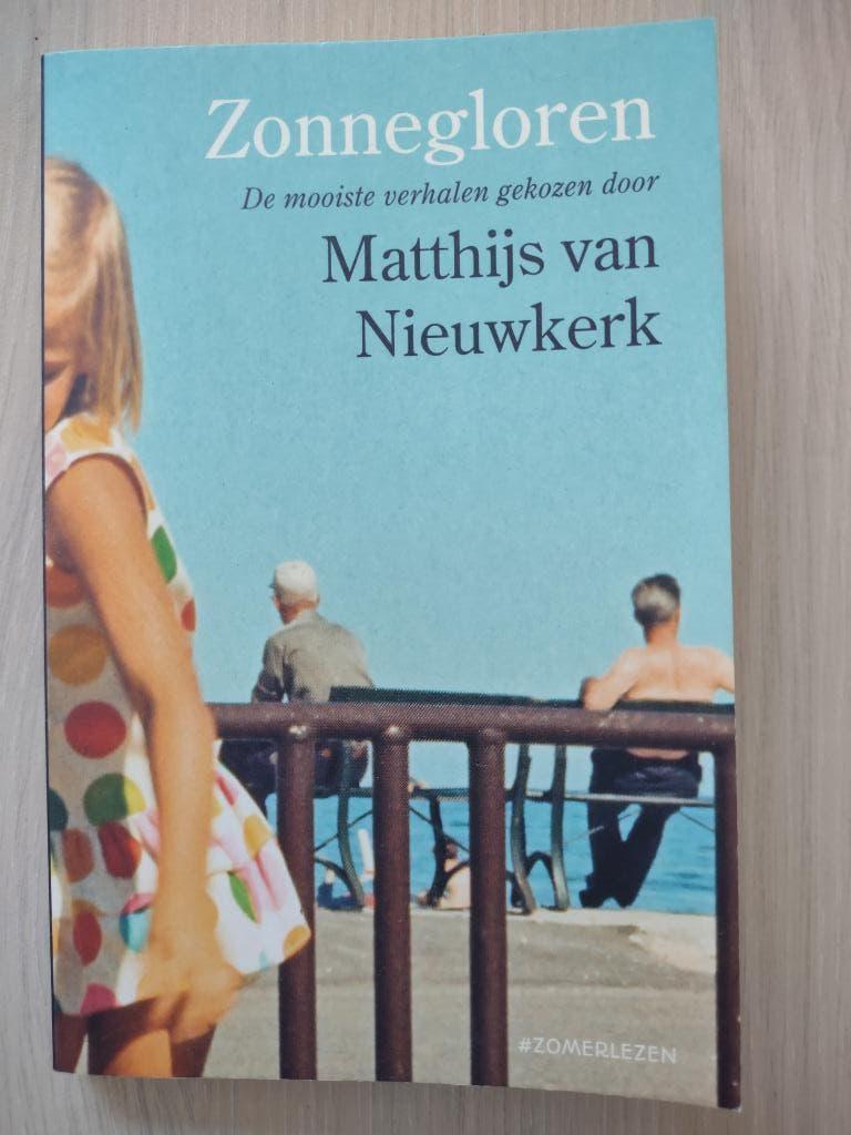 Zonnegloren - De mooiste verhalen gekozen M. van Nieuwkerk, Gelezen, Ophalen of Verzenden, Nederland, Matthijs van Nieuwkerk