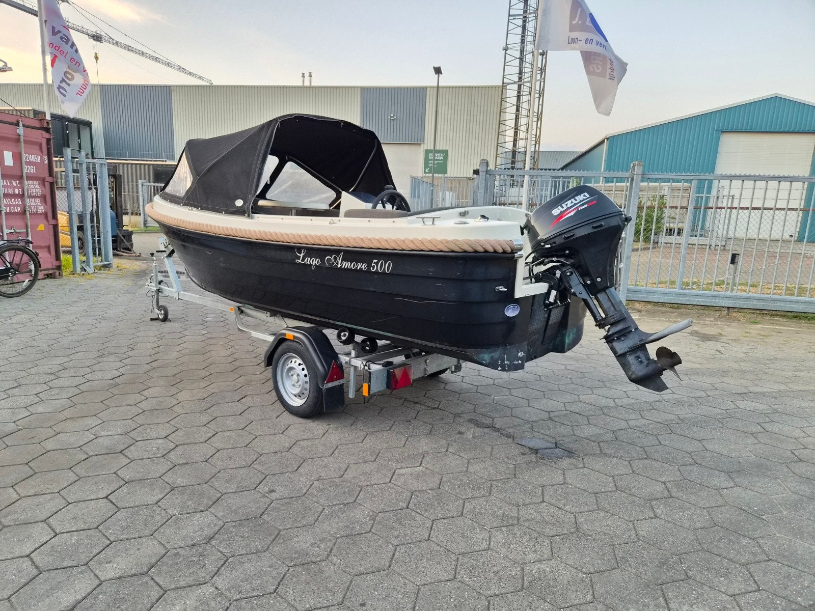 lago amore 500 sloep met trailer en motor, Watersport en Boten, Ophalen, Lago Amore, Elektrisch, Kussenset