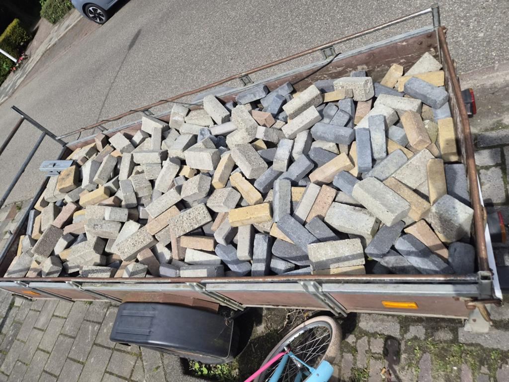 Gratis stenen, Ophalen of Verzenden, Beton, Klinkers