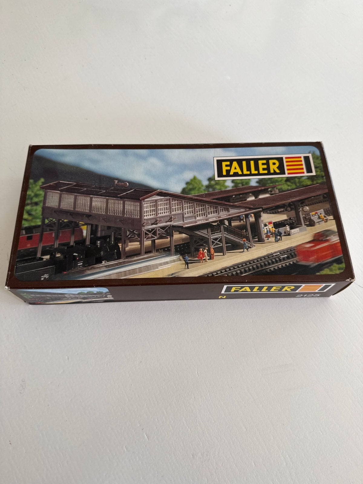 Faller 2125 N Spoorwegstation - Zo goed als nieuw, Overige merken, Gelijkstroom of Wisselstroom, Brug, Tunnel of Gebouw, Ophalen of Verzenden